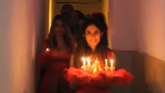 xINA GECESİ GELİN ÇIXIŞI