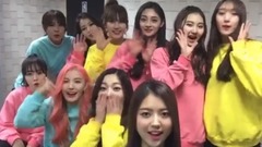 大家好!!我们是PRISTIN