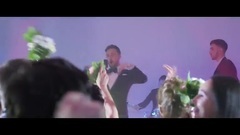 Цвет Алоэ - В белом платье