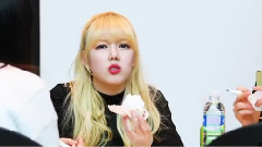 GFriend,艺琳(GFriend) - Cute moment1 - 大邱签售会