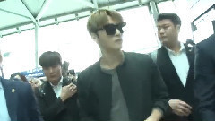 金在中仁川机场出境 饭拍版 17/03/24