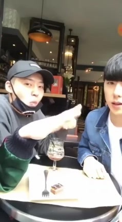 Kasper INS直播 灿烈cut