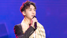 许魏洲 - 光+放 2017东方风云榜音乐盛典现场
