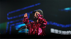 朱莉叶 - 金属童年