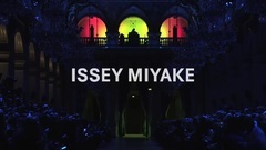 Issey Miyake Fall Winter 2017-2018