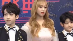 程潇(宇宙少女)YH Boys 步廊/媒体墙