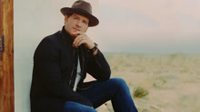 Jerrod Niemann - God Made A Woman