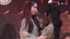 GFriend,俞宙(GFriend),金素晶(GFriend) - Sowon Yuju Fansign