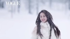 张钧甯极圈之旅展现零修图美颜及双声道访韩星郑雨盛|VOGUE