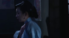 <红高粱>钱玉郎半裸勾引淑贤