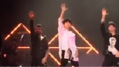 易烊千玺舞蹈Solo薛之谦演唱会