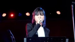 周笔畅 - Hello World