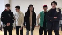 所以饼干盒到底在谁那里啊!COSMOS组合“饼干盒”游戏