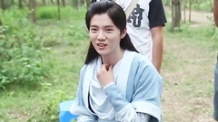 鹿晗 - <择天记>幕后花絮:顽皮长生果耍剑彪东北话