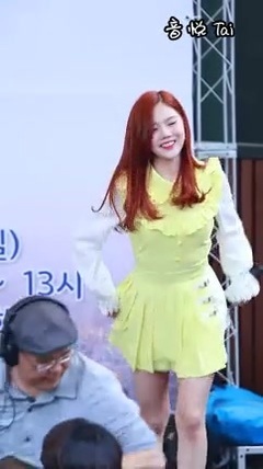 OH MY GIRL - Coloring Book