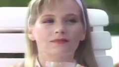 VECTOR GRAPHICS SURFING