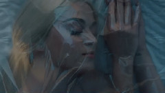 Katy Perry - Bon Appétit