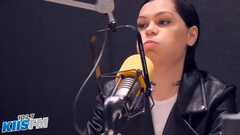 Jessie J - Jessie J sings 'Bang Bang' With Her Mouth Closed