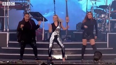 Clean Bandit - Symphony (Radio 1's Big Weekend 2017)