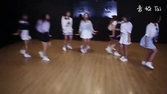 Dance cover by Oops! Crew from Vietnam