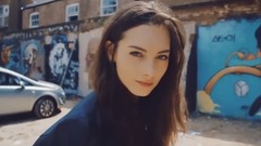 L.O.I. (Lady Of Ice)