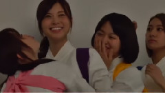 AKB48,乃木坂46 - 週刊ビッグコミックスピリッツ 2017 No.27 Making