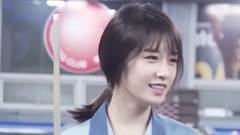 JIYEON Plays Billiards