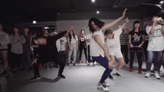 The Chainsmokers,Halsey - Closer