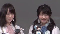 AKB48 - AKB48,ロボットと"恋チュン"ダンス