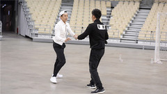 李晨 - “旋转牛”震撼撕名牌