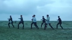 【防弹少年团】出道四周年贺礼<Alive>