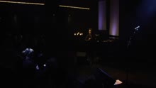 Mads Langer - Helpless (Live At Desmet Studios, Amsterdam)