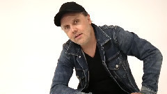 Metallica - 传奇重金属摇滚乐队Metallica为北京粉丝录制问候视频