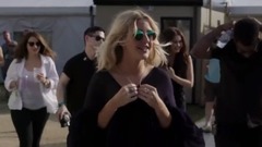 Ellie Goulding - Outside