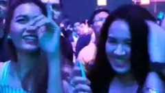 别让眼泪轻易的落下