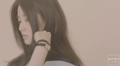 长腿软萌妹子 摘下眼镜美爆了