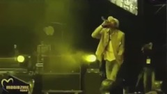 Chris Brown - Fine By Me 现场版