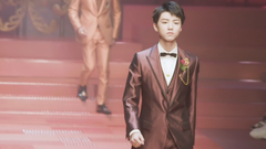 王俊凯T台首秀"慢半拍"版影像上线作
