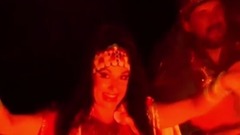 КОСТЁР ПОГАС, А ТЫ ВСЁ СЛУШАЕШЬ