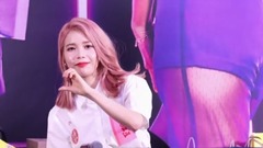 蚕室粉丝签名会