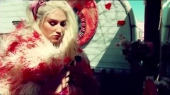 Kesha - Praying