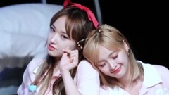 程潇,吴宣仪(宇宙少女),宇宙少女 - 程潇,宣仪(WJSN) - 互动环节2 首尔 Ilchi艺术厅签售会