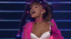 Mariah Carey,Ariana Grande - MARIAH CAREY 观看ARIANA GRANDE献唱热单'SIDE TO SIDE'