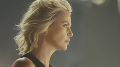 影视原声 - 极寒之城 查理兹塞隆<综艺>拍摄幕后