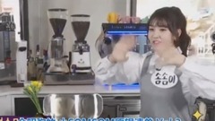 Somi - 我的小电视 Somi变身一日咖啡师 中字(上) 17/03/11