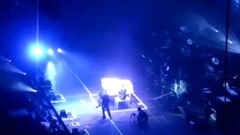 周杰伦 - 说好的幸福呢 & 牛仔很忙