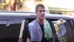 Justin Bieber,音乐短片 - Justin Bieber Gushes Over Zayn Malik &Gigi Hadid’s Sexy Pics