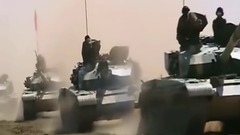 铁流滚滚 中国装甲