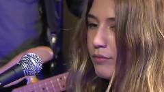 Izia - So Much Trouble