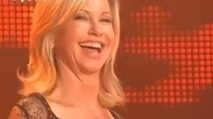 Bee Gees,Olivia Newton-John - Islands In The Stream